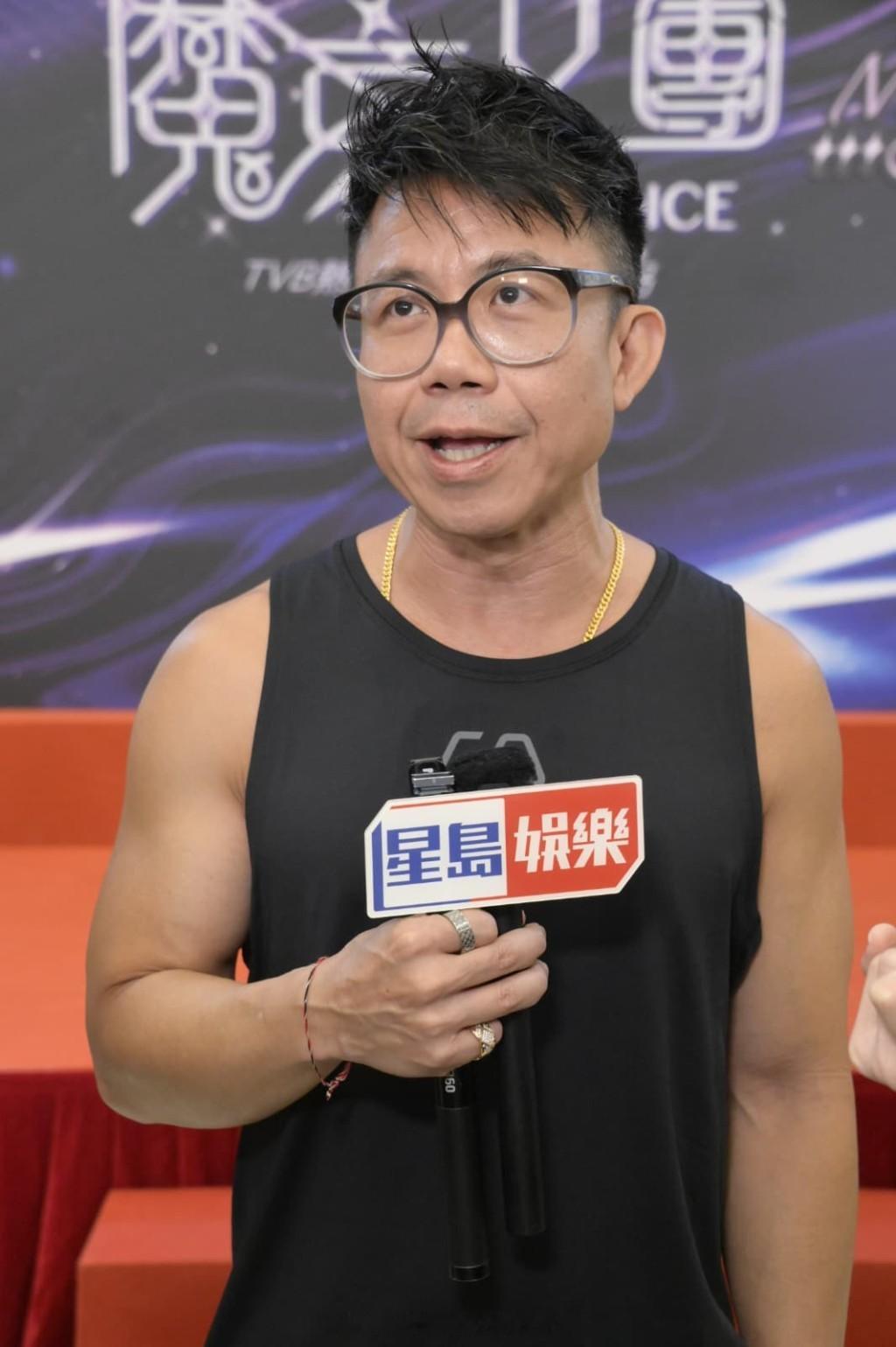 星岛：魔音女团｜陈奂仁承认爆料“心机女”实为帮忙宣传抬人气称参赛者单纯得很傻