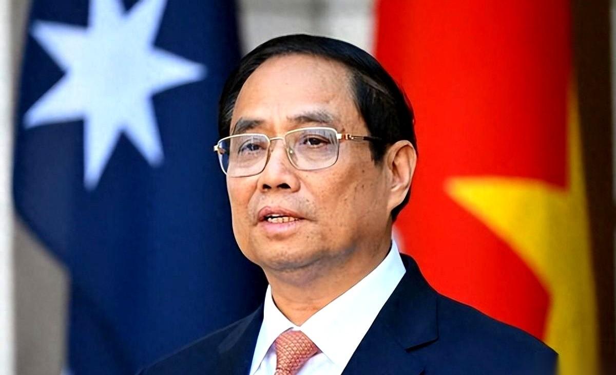 “西门子！就它了！”越南高层拍板，120公里高铁大单，拱手送给德国。消息一出