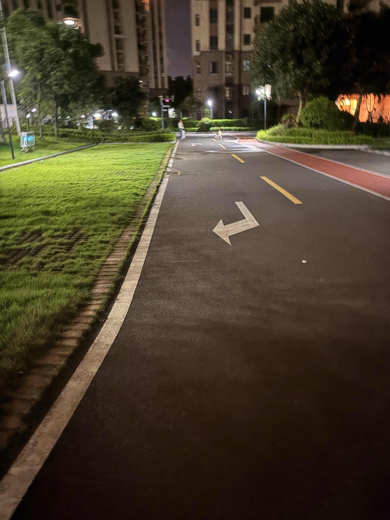 只能说现在的中考也真的太卷了，就拿中山市举例子来说，满分630分，假按平均9