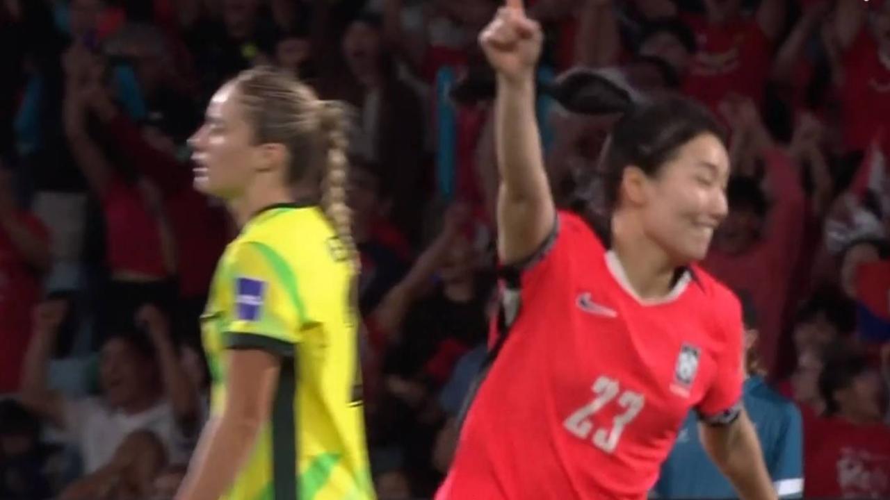 女足亚洲杯太刺激！澳大利亚3-3绝平，韩国女足力压东道主夺得头名！中国女足决