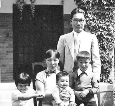 1997年，冰心大儿子趁妻子不在国内，就把小自己40岁的年轻女人领回家过夜。