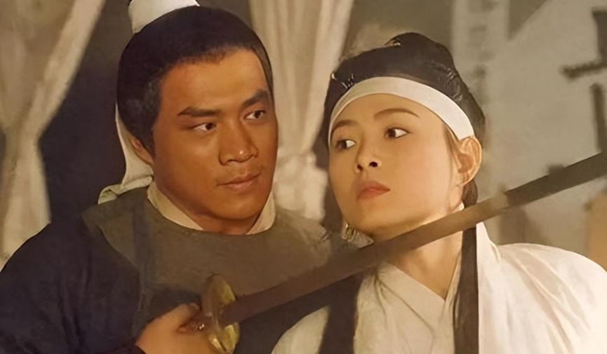 从打虎英雄到亡命之徒：武松原本还能翻身，却因两次看错人毁掉前途，最终只能落草梁山