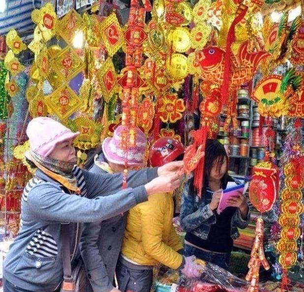 越南不恨美国，不恨日本，越南就连殖民几十年的法国都不恨，就只恨中国，吃中国饭，砸