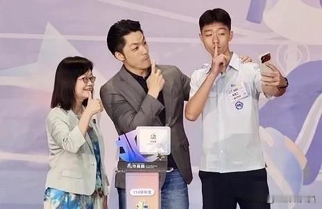 台北市长蒋万安长子蒋得立近日卷入风波，今（5日）一名自称蒋得立国中同学发文指出，