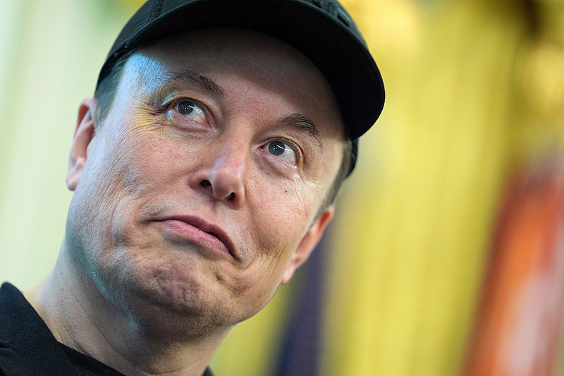 马斯克圆梦! 巴菲特间接入股SpaceX