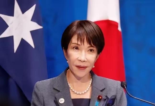 石破茂警告成真，高市终于松口示好，中方回应四个字：撤回言论日本自民党三架专机