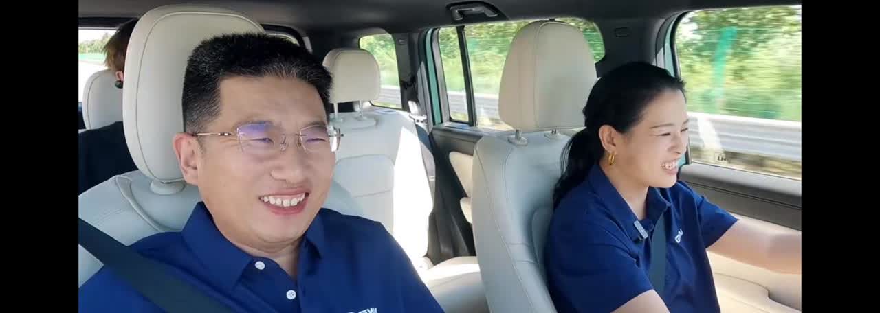 魏建军喊话哈弗负责人:“永坡，下次试车的时候能不能也邀请我一下？”。魏