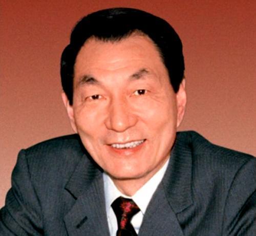 朱镕基的稿费将近一个亿，都用在了哪里呢？朱镕基共出版了三部书，包括《朱镕基答记