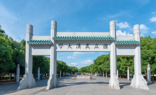 武汉大学很可能因为最近图书馆及之后一系列事件，从此走上下坡路！从目前暴露出来的事