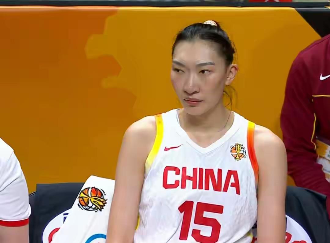 中国女篮29分惨败法国队，结束本届世界杯旅程，我来给这支中国女篮球员打个分吧！