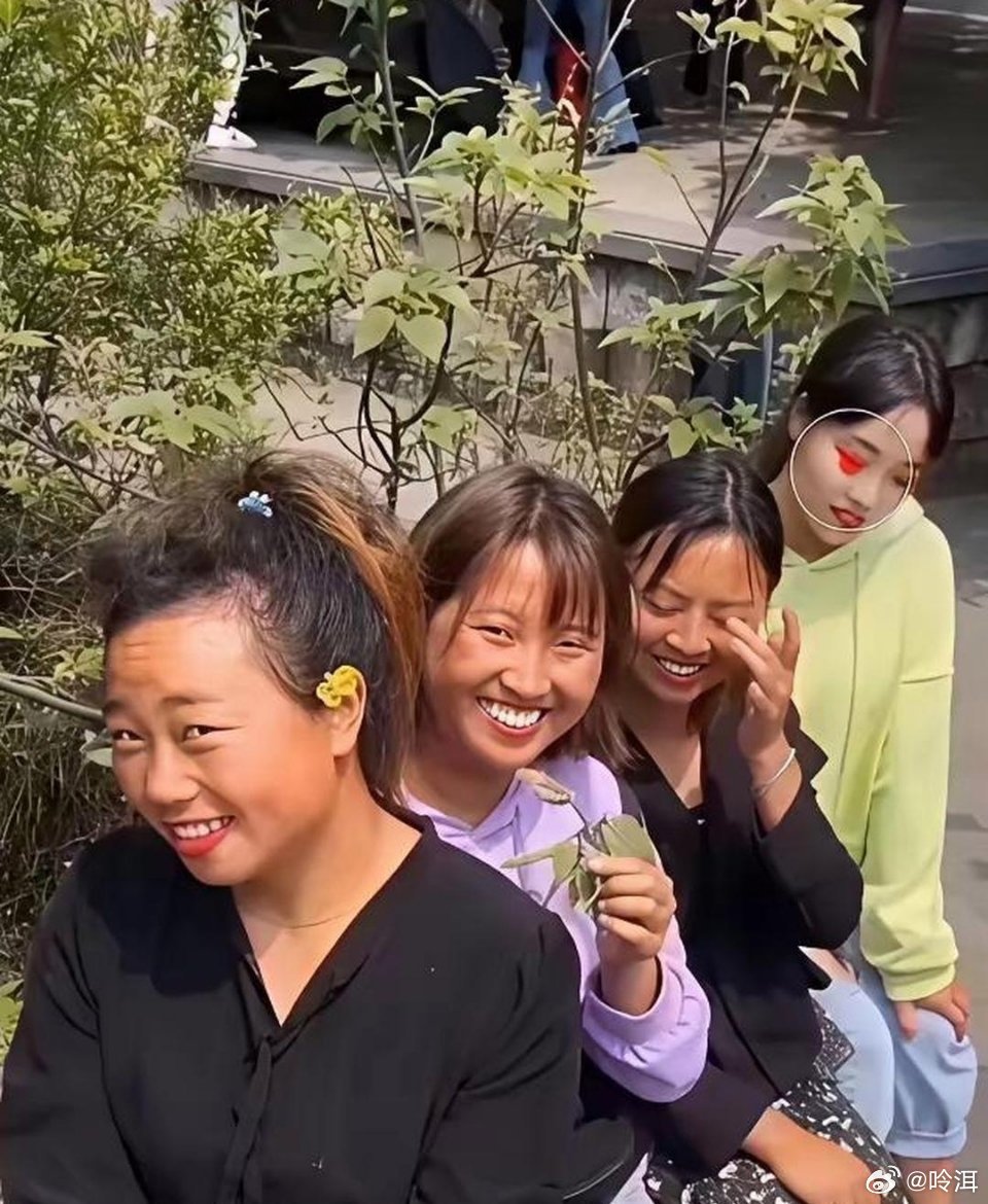 美颜一开，人人都是大美女。