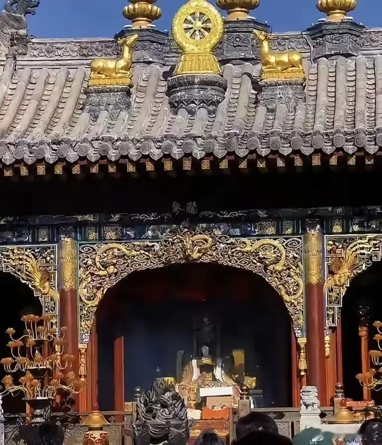 寺庙接连关停，不是管控，是在“刮骨疗毒”！最近不少寺庙关了。有人猜，是不是国家要