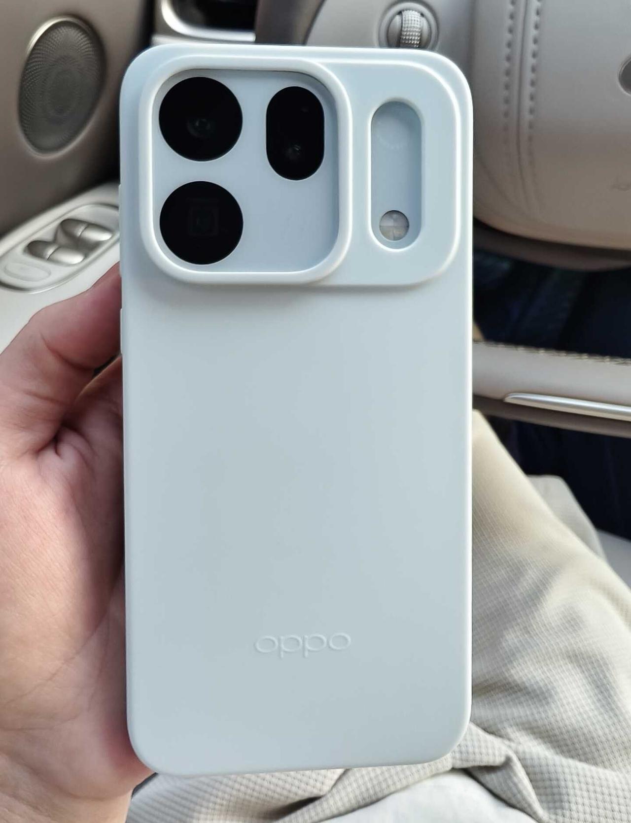 oppofindx10到手，可以跟在用的vivo对比，随便问oppofindx1