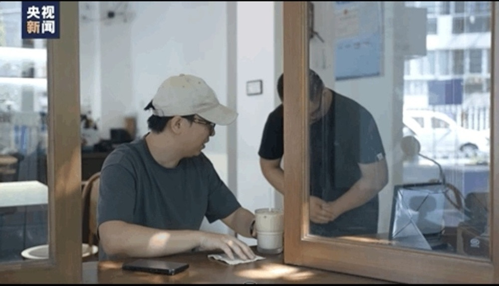 一位唐宝母亲与她的咖啡店