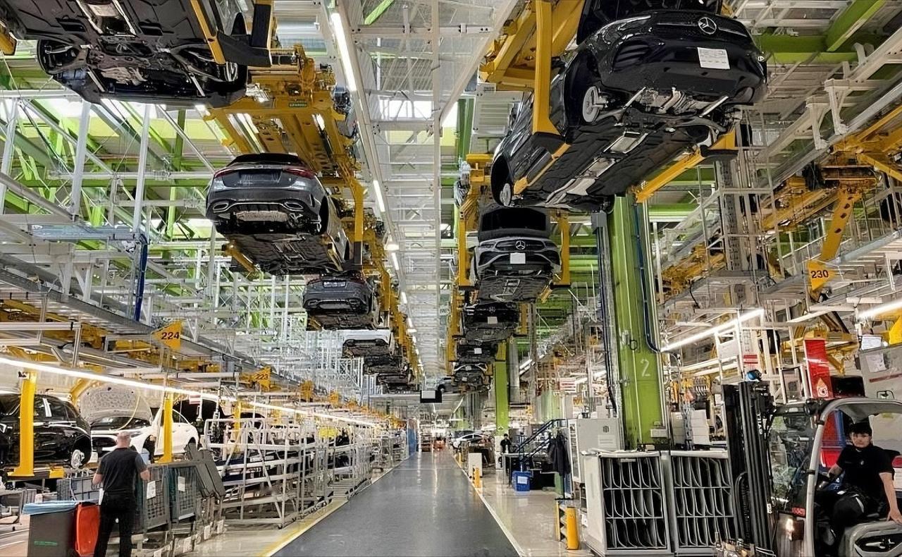 顶不住，德国要访华近日，德国经济研究所公布调查报告，自2020年以来，由于疫