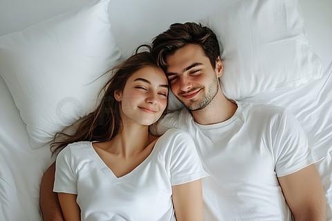 男人经常吮吸女性乳房会影响健康吗？提醒：别再对妻子这样做了！这个话题其实挺多