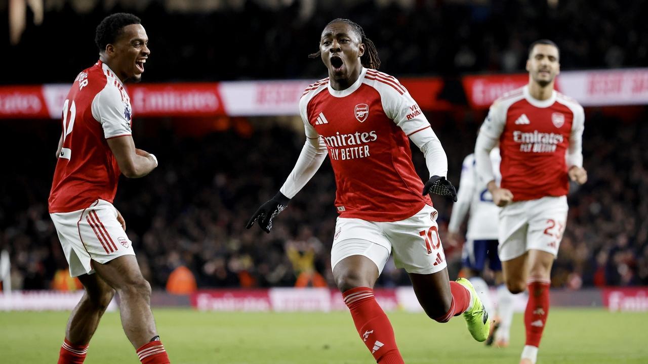 阿森纳英超争冠遇挑战!阿尔特塔重用哈弗茨弃用埃泽引争议