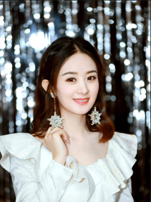 终于明白赵丽颖，为啥不否认，也不承认新恋情了！看她新造型，比男人还man，可