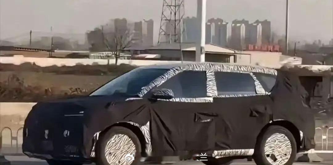 小米三款新车齐曝光YU9，YU7GT，SU7L，不敢再发布了，不然就要屠新能源榜