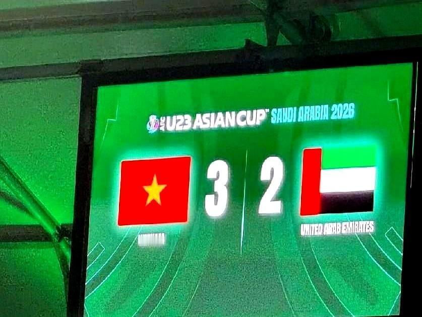 韩媒刚笑完，越南3-2绝杀1月16日深夜，越南U23把阿联酋踢出局。加时第
