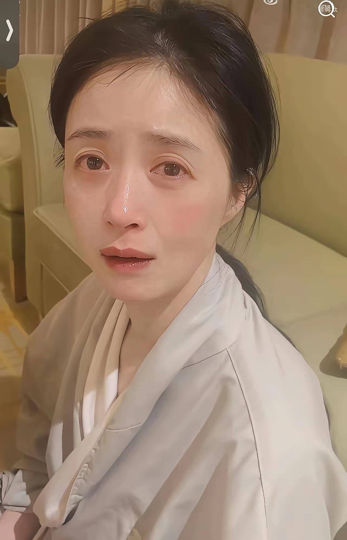 蒋欣又上热搜了，，因为吃不饱？？​11月5日，42岁的蒋欣又上热搜了，原因