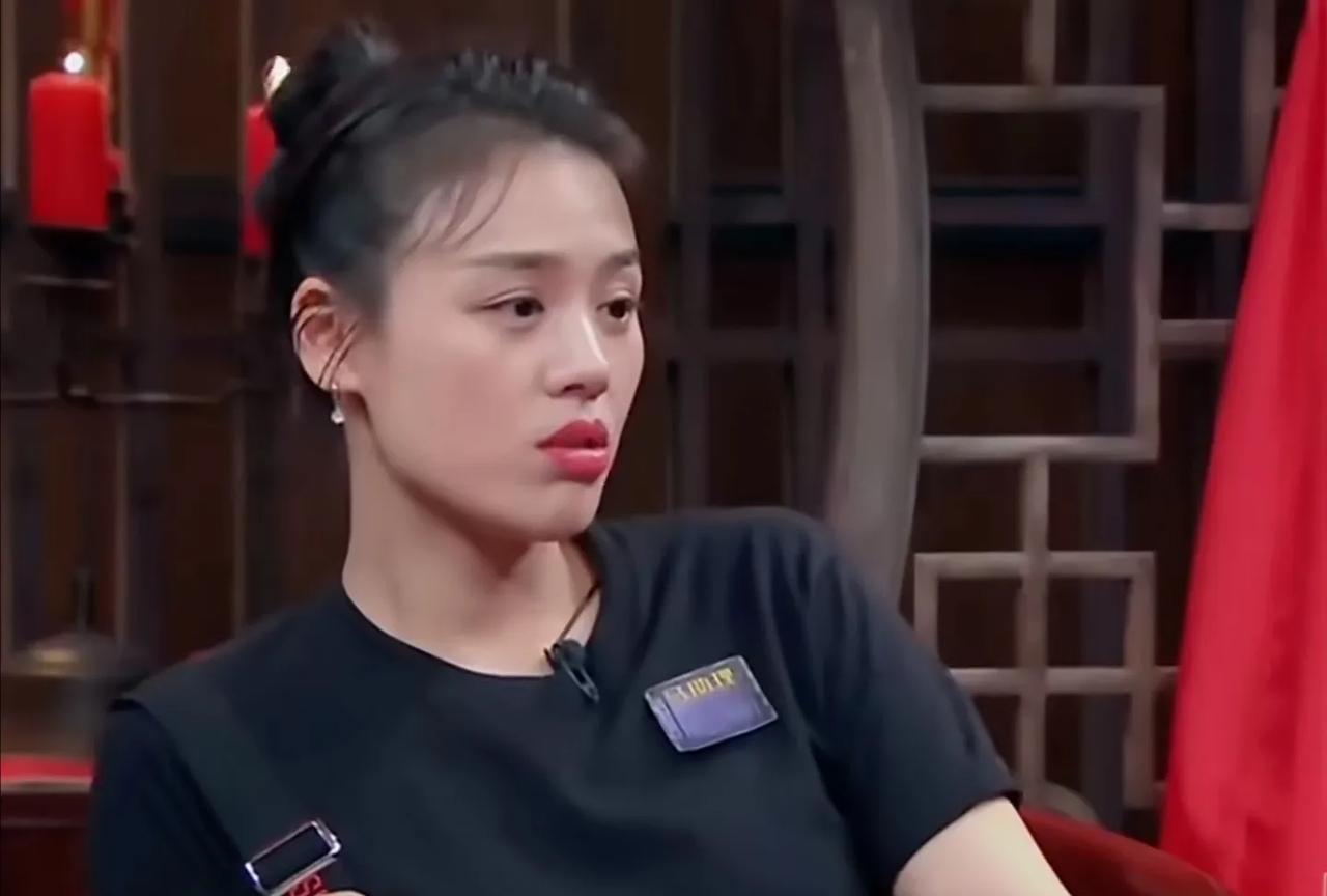 魏大勋问杨幂:“姐你这么瘦，是平时晚上不吃饭吗？”杨幂却说:“吃啊，我不减肥!”