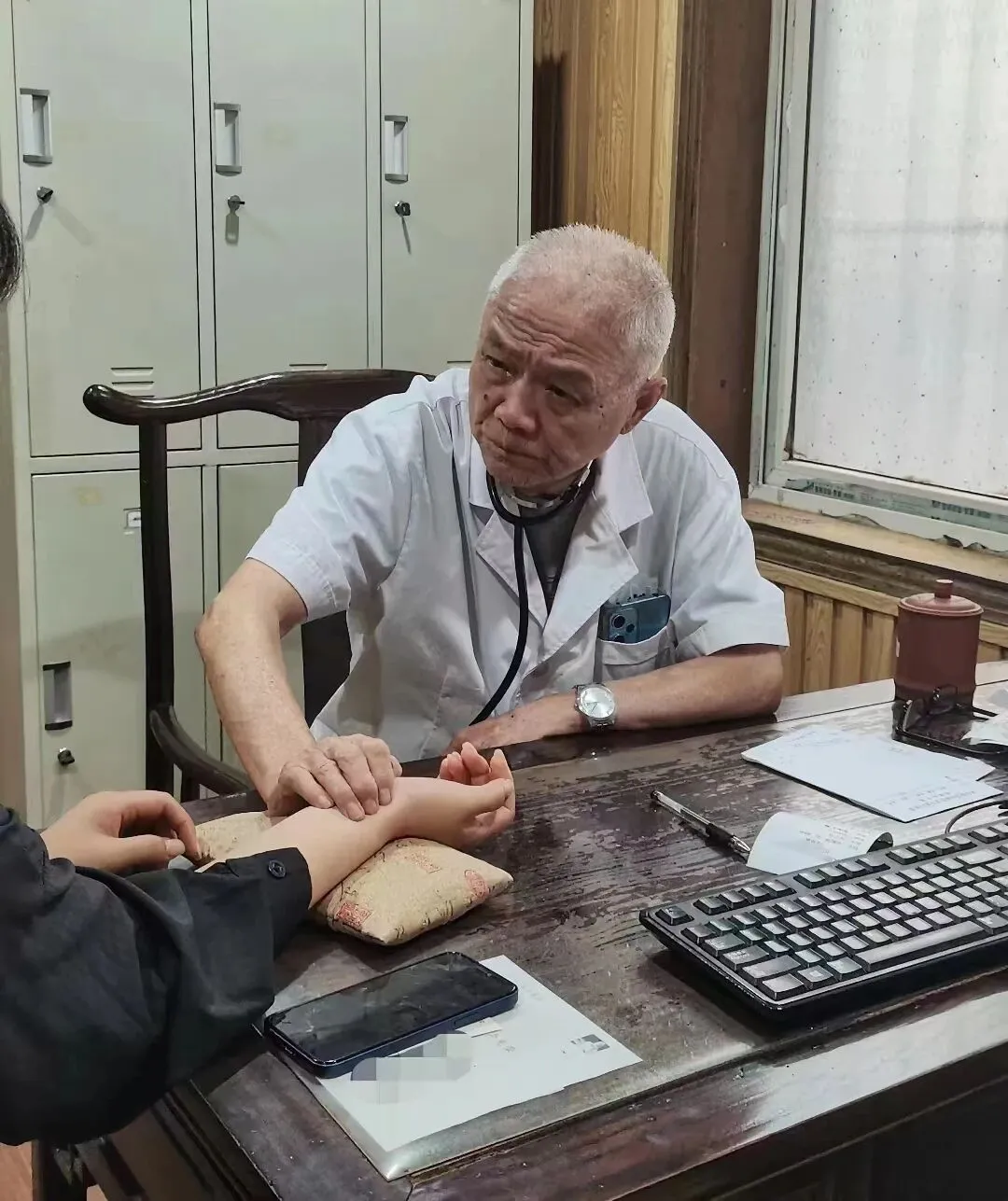 从医五十年，偷偷录音的患者，我一眼能看穿
