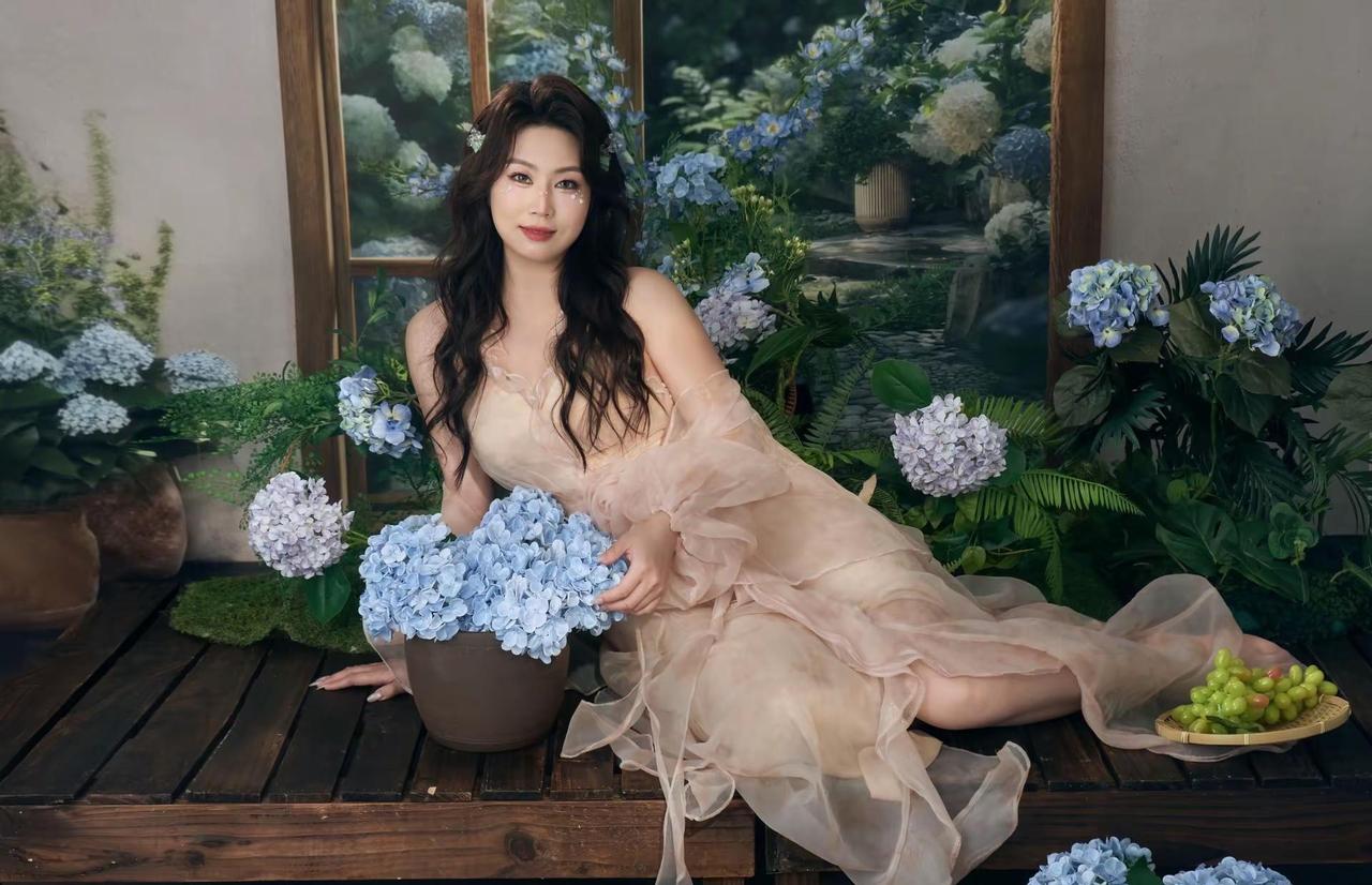 闯入莫奈的花园秘境💙把浪漫与松弛，定格在这一瞬与自己温柔相逢，万物皆有诗意35