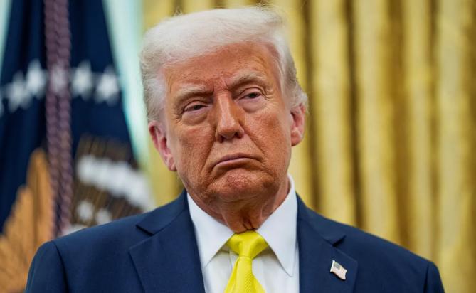 石破茂狠批高市早苗，日本政坛彻底撕破脸。2026年4月25日日本自民党内部闭