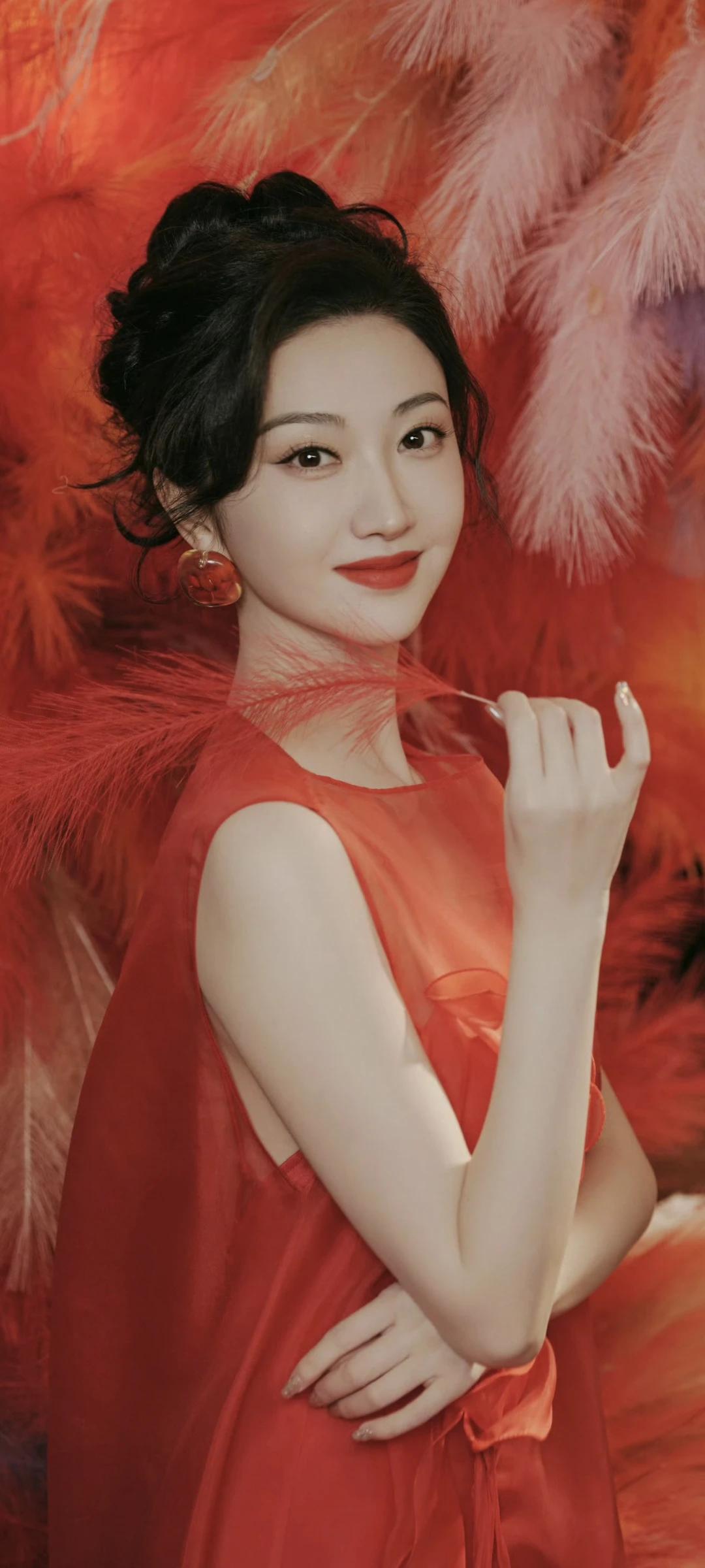 景甜壁纸～像从年画里走出来的美人～红绡、彩羽、萌狮，每一帧都好美！