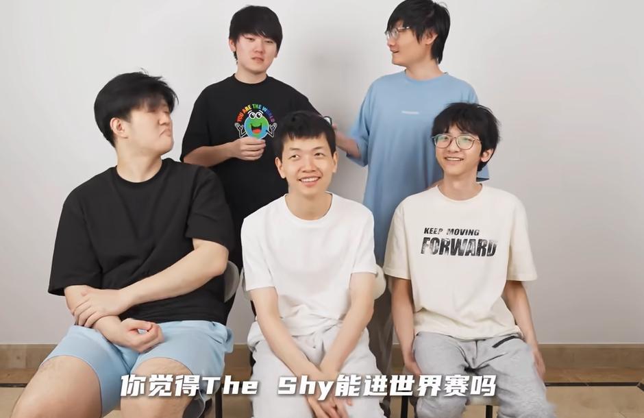 TheShy能进世界赛吗？看转会期结束什么阵容吧Jackeylove说TheS
