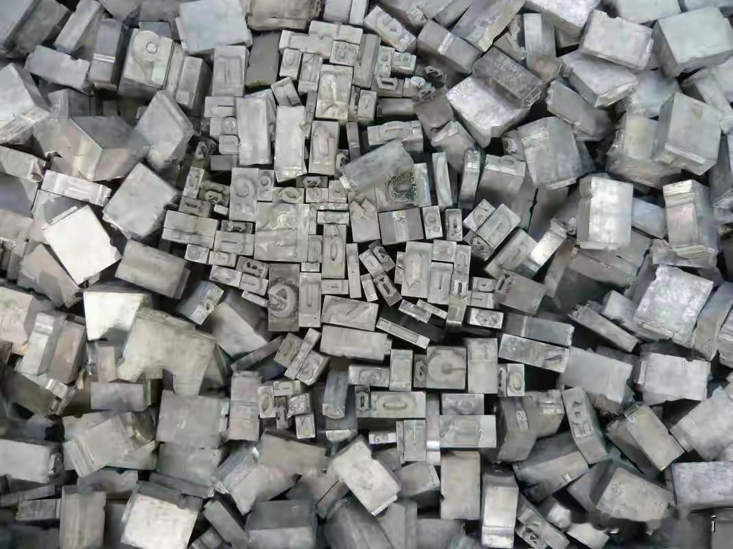 印尼这次在镍产业的豪赌，真可谓是大溃败，也给全世界好好上了一课。曾经，印尼凭借