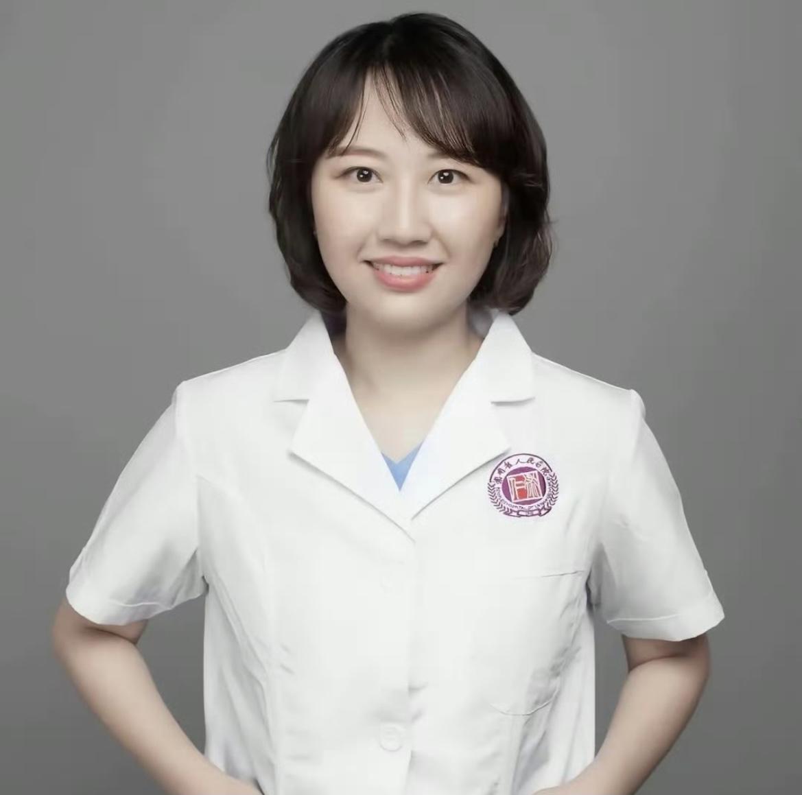 不出所料曾琦被停职处分了，一般情况下这类处分，都是网友期盼的，以消心头之气。但