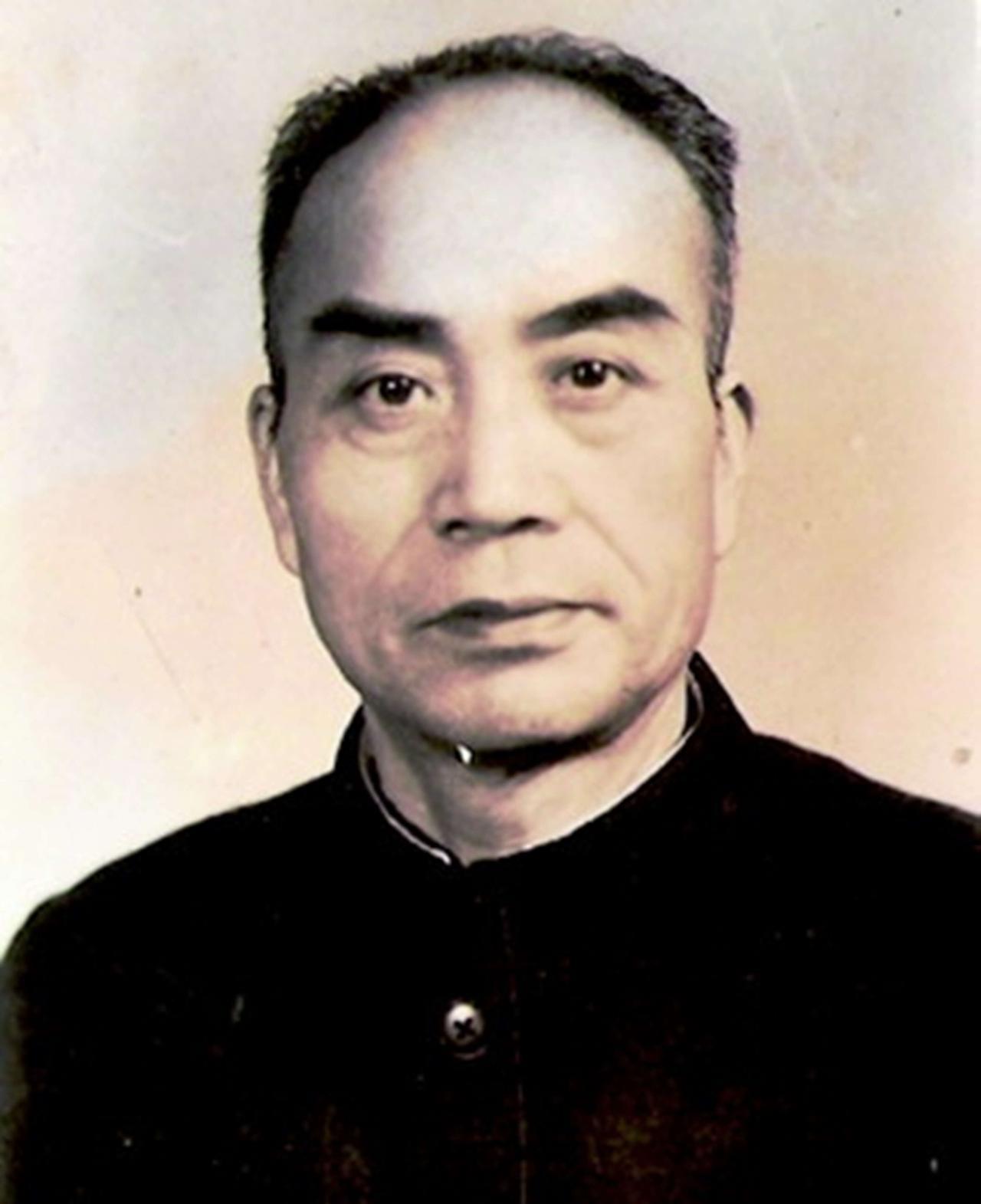 1943年，国军103师起义后，我军让103师截击一下23军，但103师师长曾元