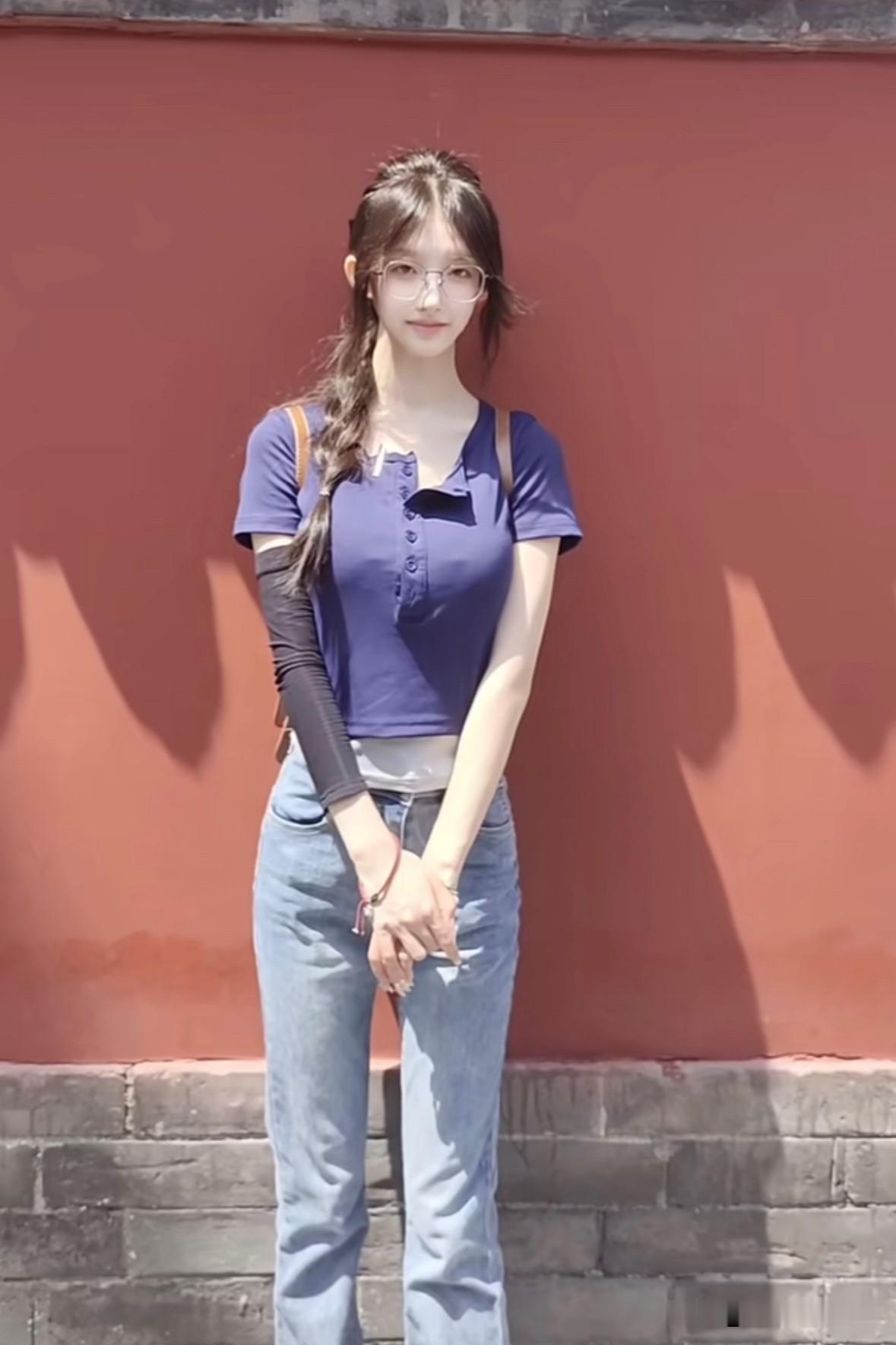 清纯甜美的样子漂亮吗