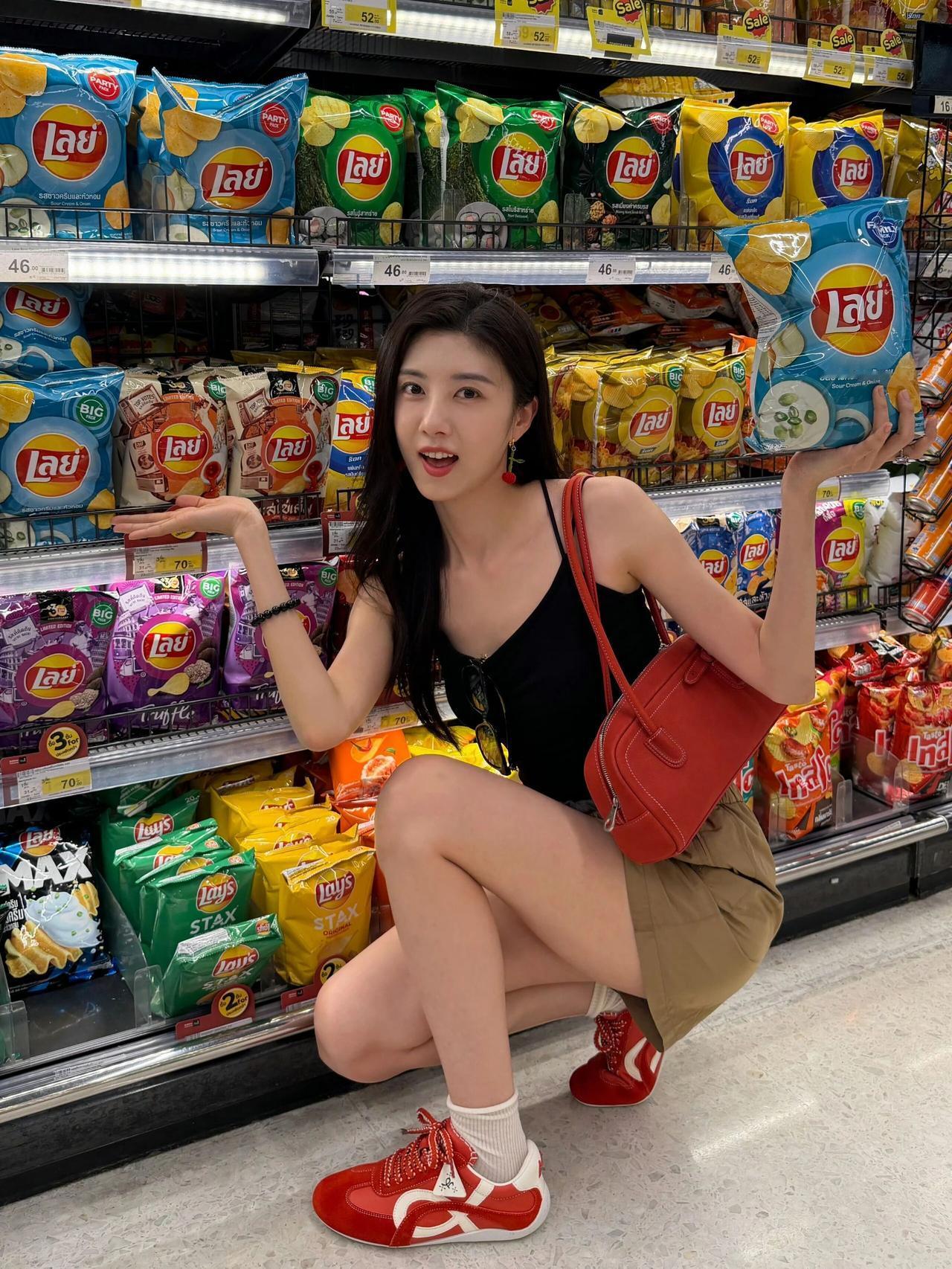 曹斐然美到心巴上了