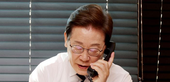 特朗普的谎言被韩国戳穿了美国想挑事儿，结果踢到了铁板！谁