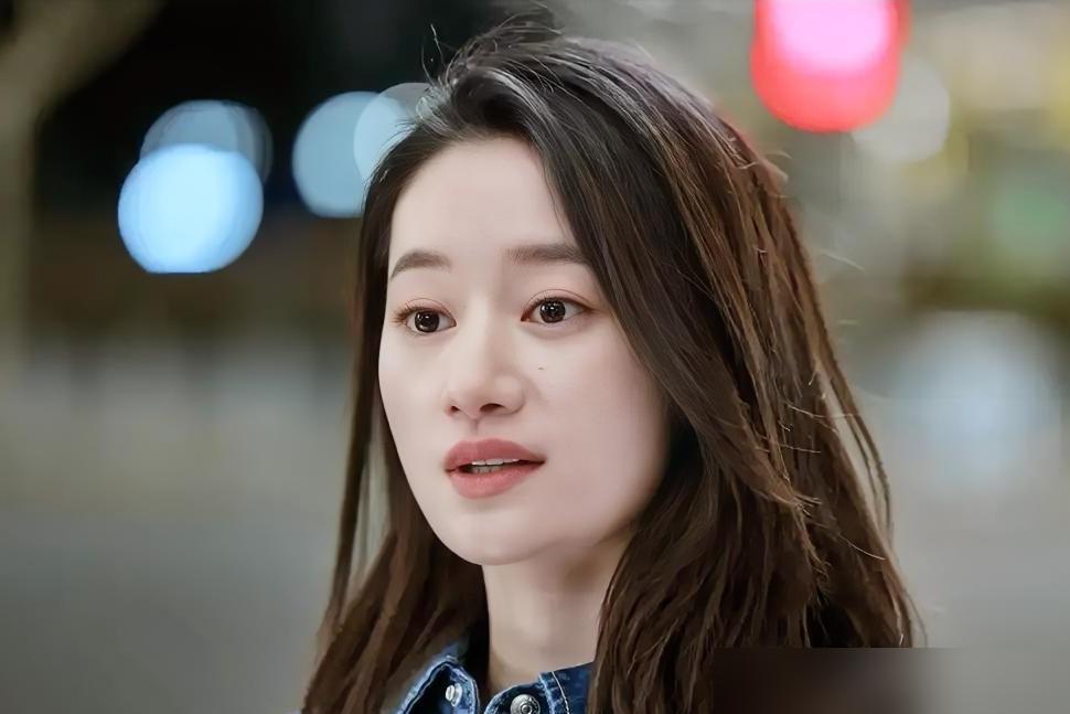 我求求你们别再说心疼郭晓婷了，看懂的人都明白，剧里那几个男的，连给她当陪衬都差点