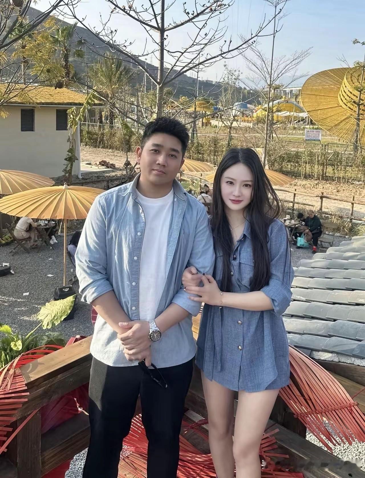 不怪大叔一脸幸福，换谁都一样