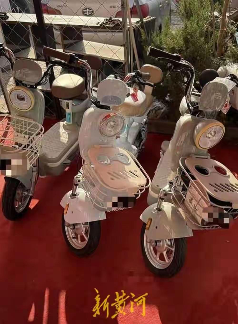 济南新国标电动车遇冷！落地20天商家只卖2台，爬坡5米要脚蹬？实测真相来了