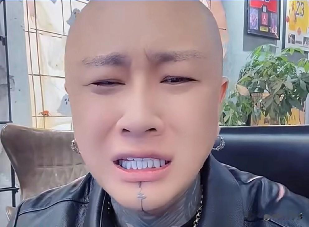 方丈谈吴迪抑郁了，称你都开布加迪威龙了你抑郁什么，又是劳斯莱斯又是布加迪的。你