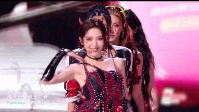 唐艺昕ending镜头她的ending镜头每次看都觉得心里软软的。不是因为多美