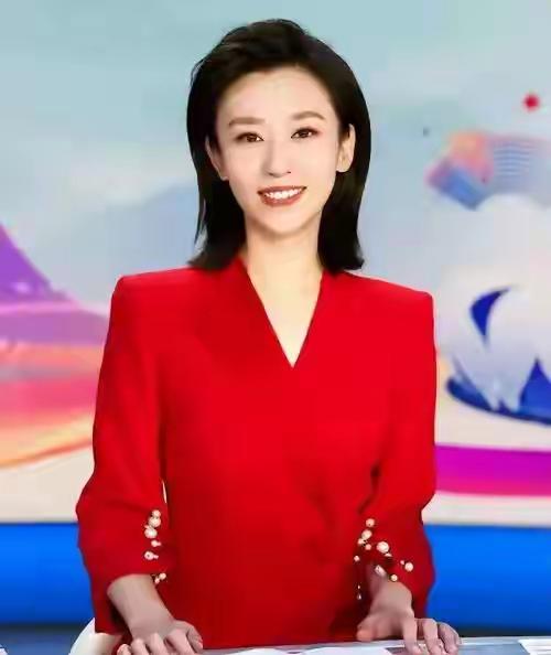 我觉得央视主持人中气质好的有王音棋、郑子可、王嘉宁，她们个个才华出众。她们不