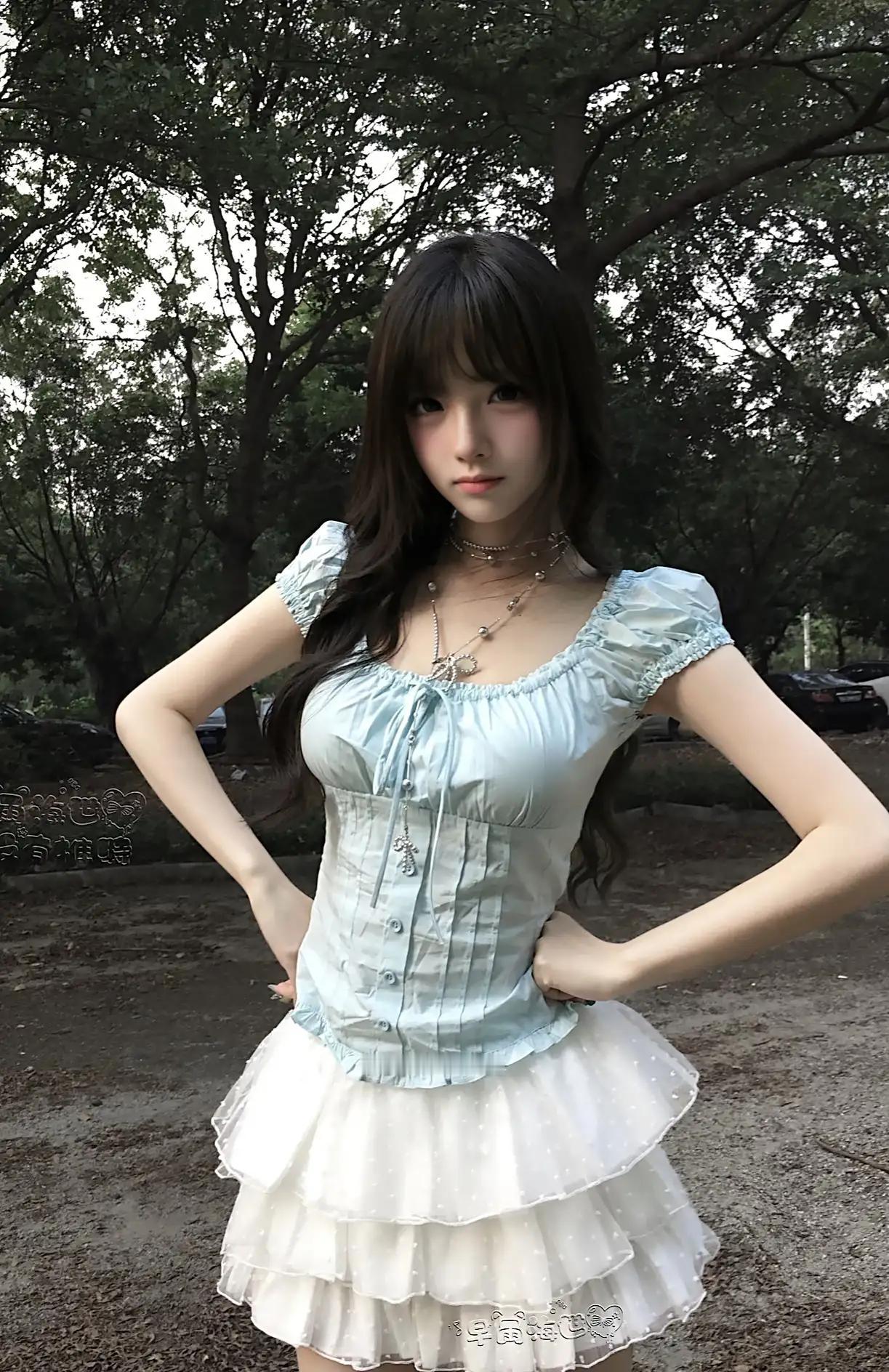 有钱都喜欢美女，问题是没钱也喜欢美女呀！喜欢美女跟有钱没钱没关系，这是人的本性