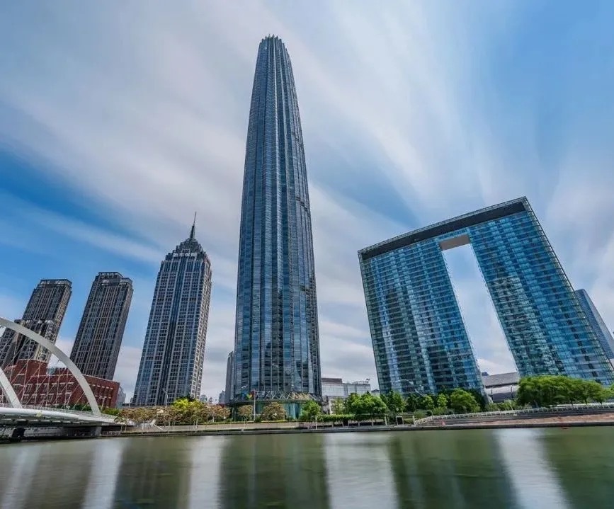 揭秘天津城市更新的和平密码在天津这座历史与现代交织的城市中，和平区始终扮演着文