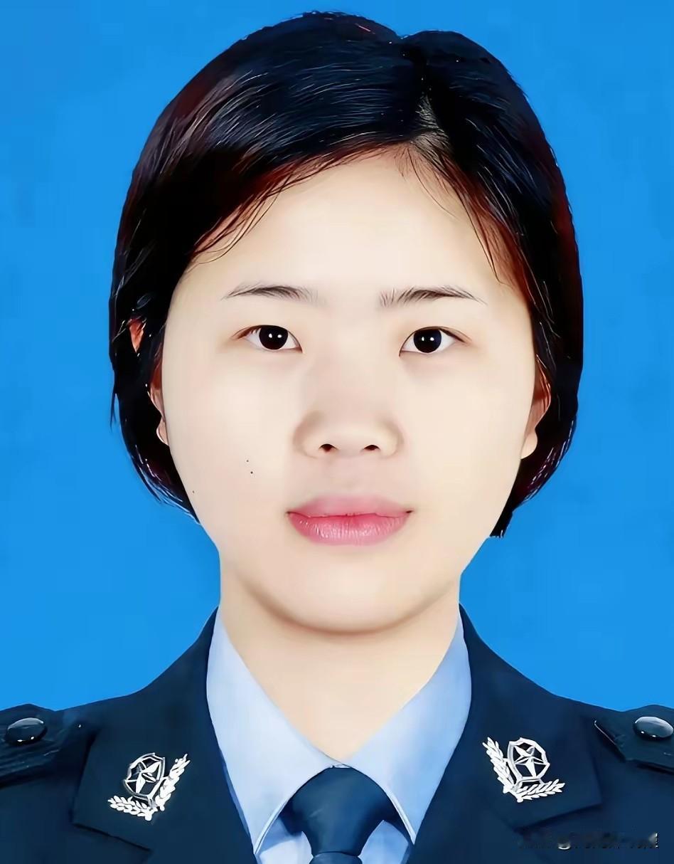 这两天刷新闻看得心里堵得慌，到处是查大老虎的消息。直到看见四川沐川那个叫罗慧琳