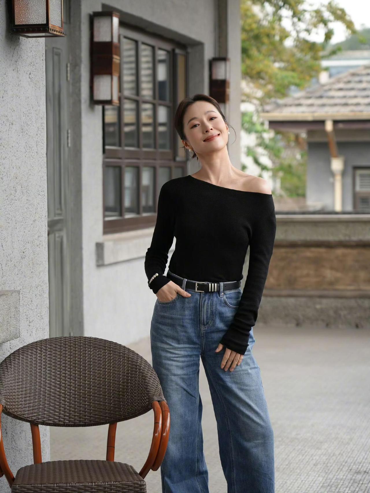 我宣布，这就是今天娱乐圈最大的瓜！江一燕官宣离婚，曾经因戏生情的一对对都结束