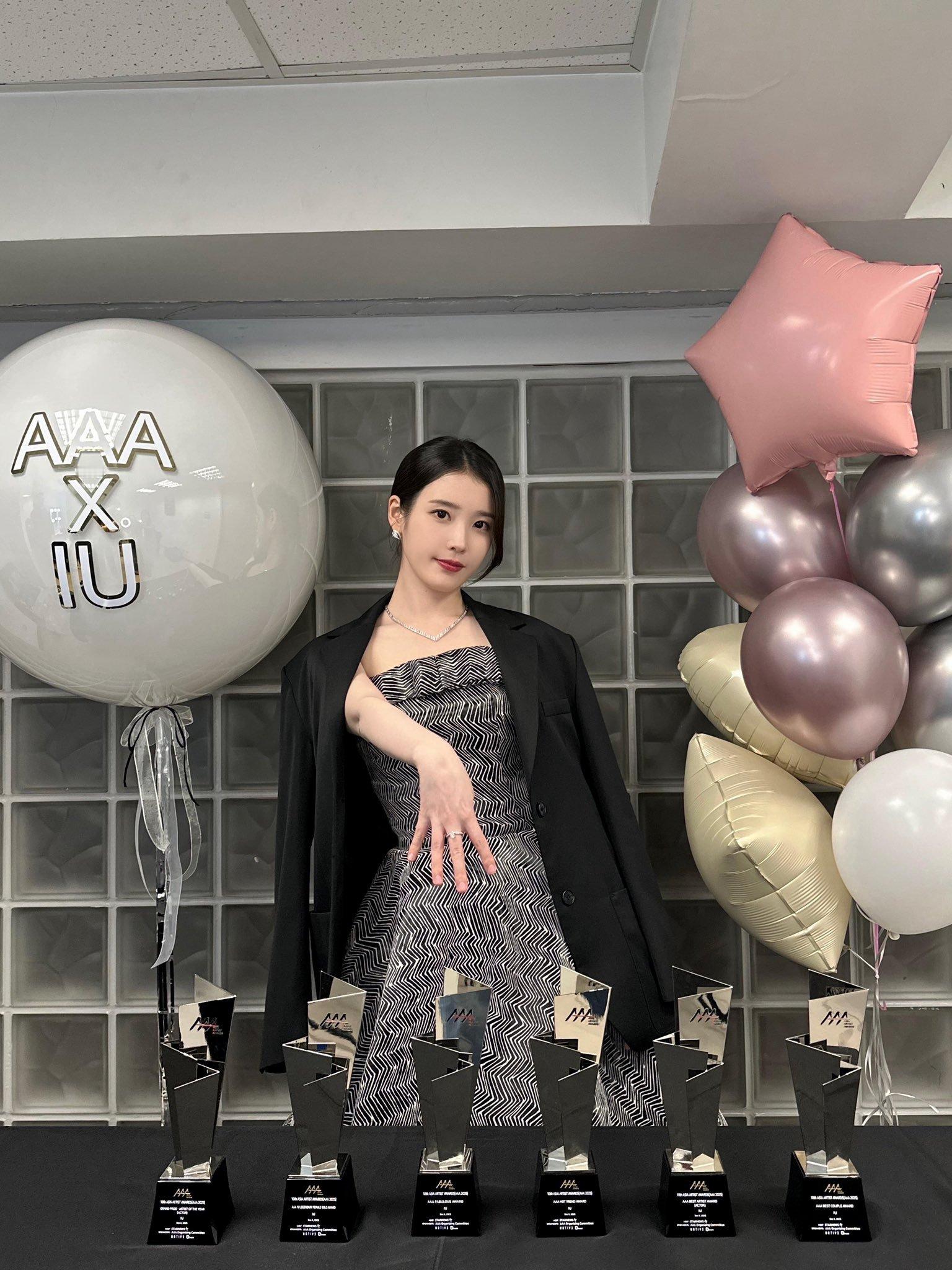 251207IU官方更新2025AsiaArtistAwards🏆A