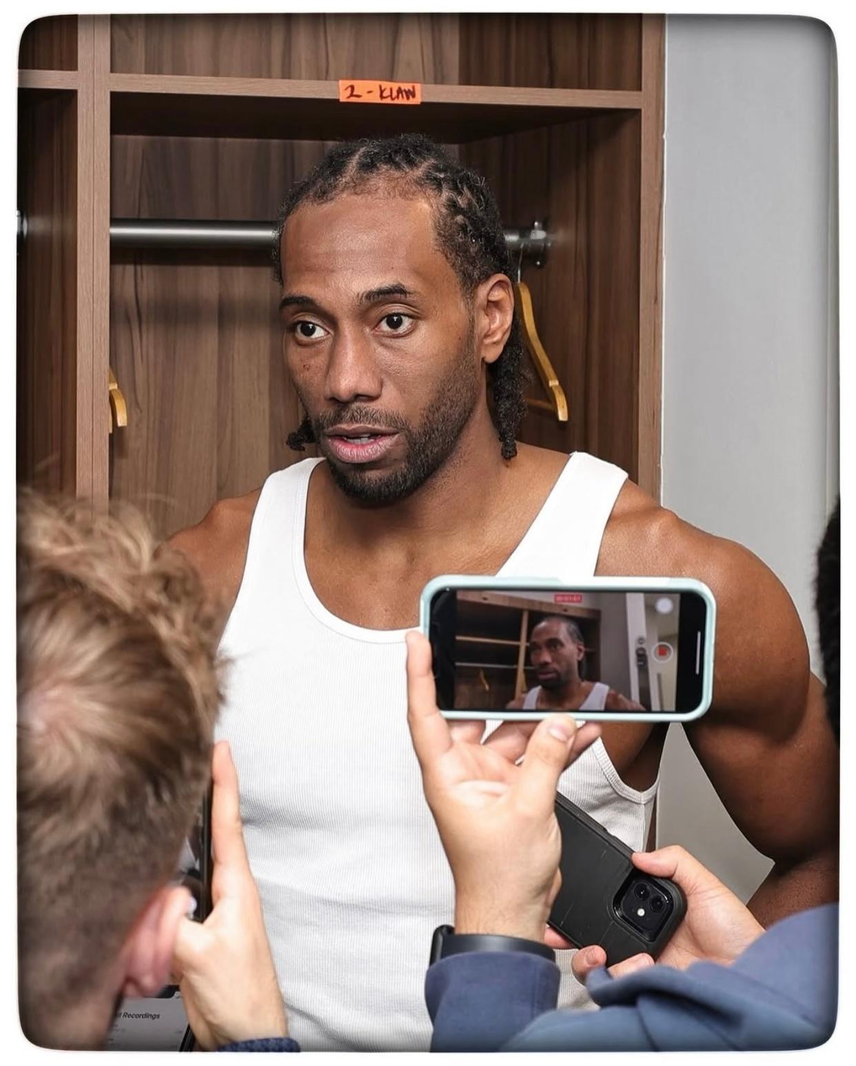 ESPN记者BaxterHolmes：“快船的球员们都很喜欢并钦佩伦纳德，这种