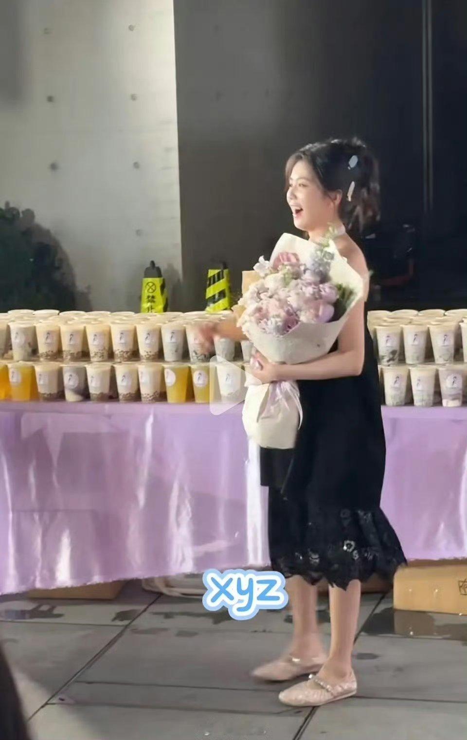 很难想象这是一个明星的身材​​​